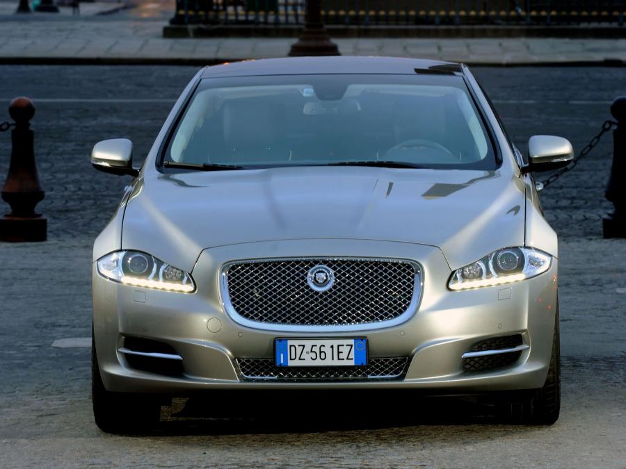  Jaguar XJL 2009 года  (фото 8 из 21)